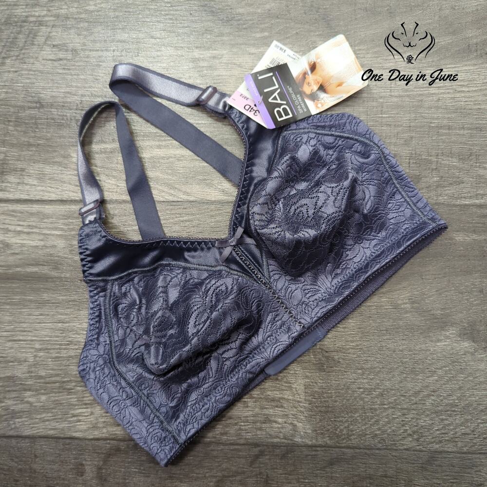 Bali Spa Closure Wirefree Bra Gray Lace Adjustable Straps NWT Size 34D